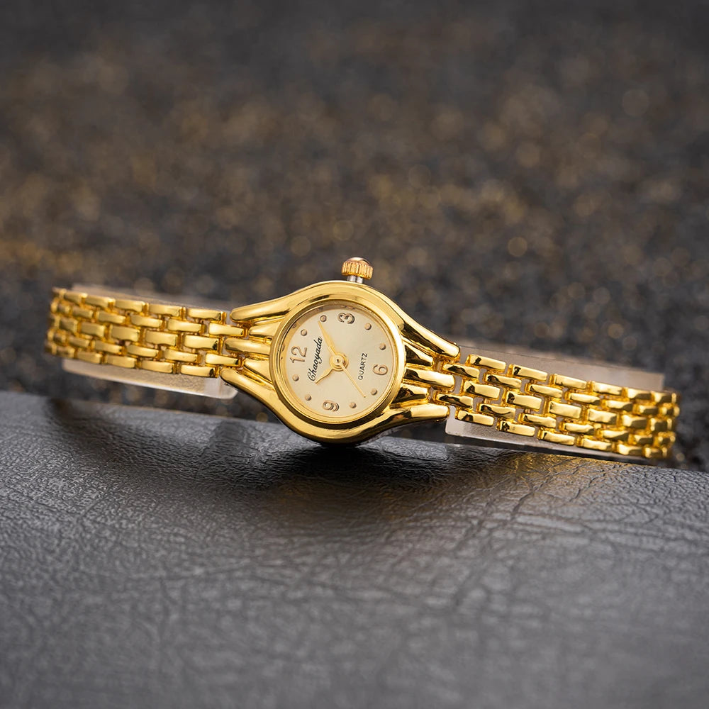 DEA Dainty Vintage Watches