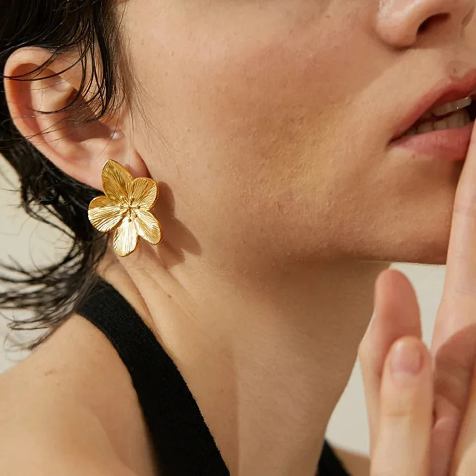 ELLA Flower Earrings 18K Gold Plated S.Steel